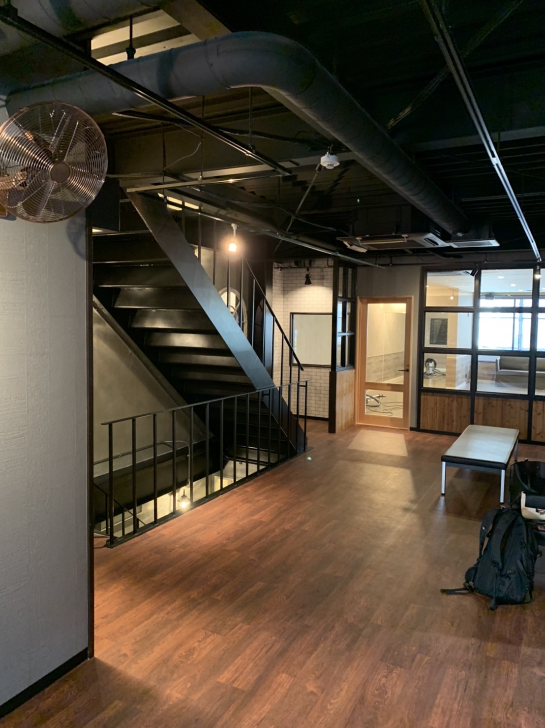 B7FF7CA8-15A0-4768-B7D5-EE9E70B7747D